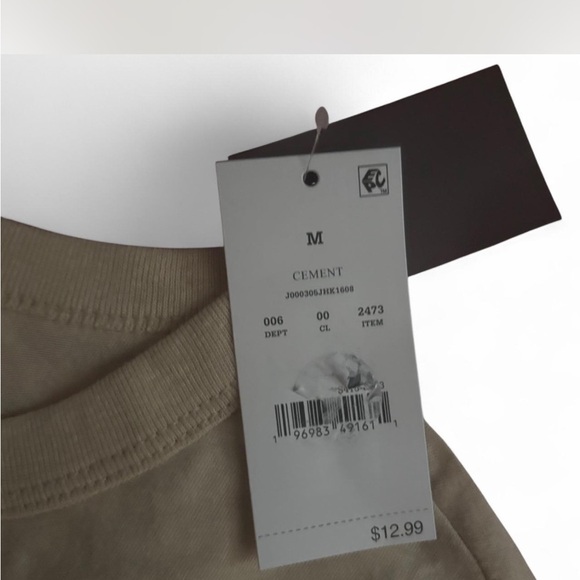 Hello Kitty Kids T-Shirt - Tan with Pink Bow - Picture 3 of 5